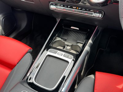 2025 Mercedes-BENZ GLA thumbnail 33