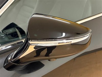 2021 Lexus IS — миниатюра 44