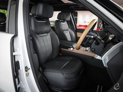 2023 LAND Rover RANGE ROVER photo 4
