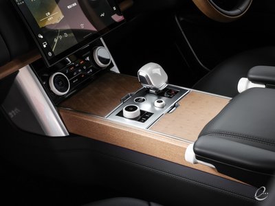 2023 LAND Rover RANGE ROVER photo 13