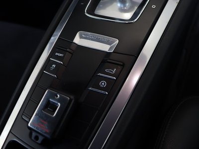 صورة مصغرة 34 لـ 2014 Porsche CAYMAN