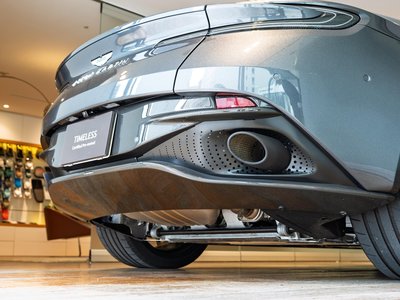 2024 Aston Martin DB12 — фото 7