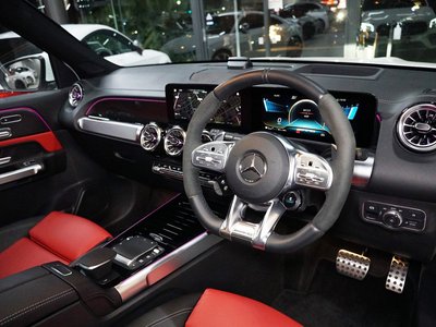 2023 Mercedes-BENZ GLB AMG 照片 10