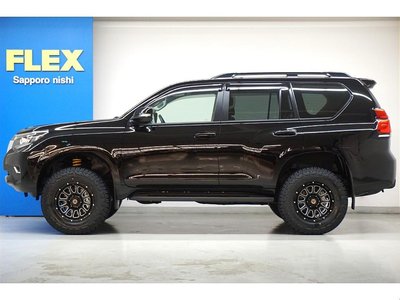 صورة 6 لـ 2021 Toyota LAND CRUISER PRADO