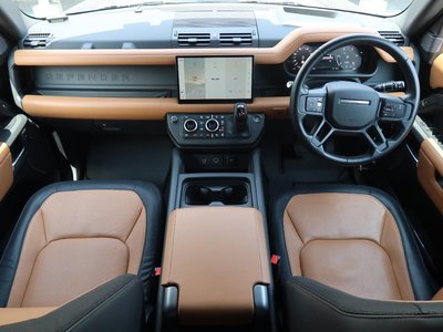 2024 LAND Rover DEFENDER — миниатюра 2