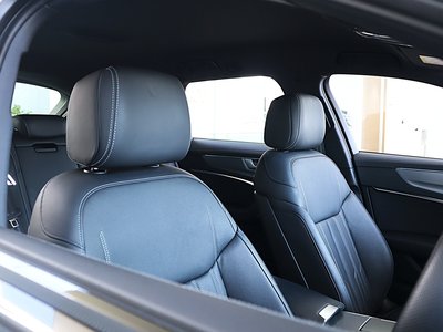 صورة 2 لـ 2023 AUDI A6 AVANT