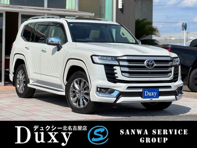 2025 Toyota LAND CRUISER 300 photo 1