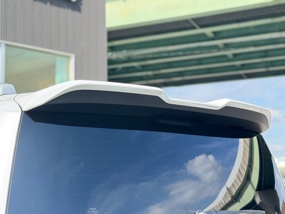 2025 Toyota LAND CRUISER 300 thumbnail 38