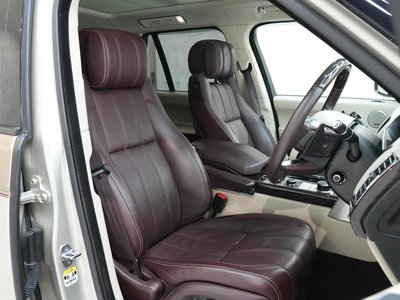 صورة 9 لـ 2013 LAND Rover RANGE ROVER