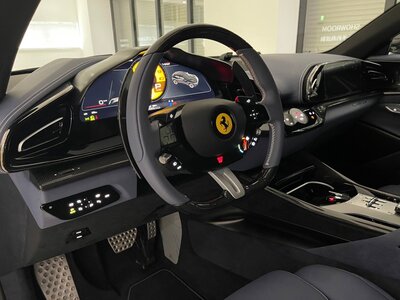صورة 10 لـ 2024 Ferrari PUROSANGUE