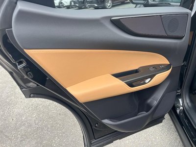 2024 Lexus NX 照片 36