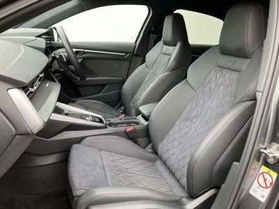 صورة 9 لـ 2024 AUDI RS3 SEDAN
