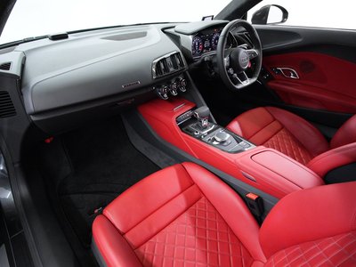 2021 AUDI R8 thumbnail 32