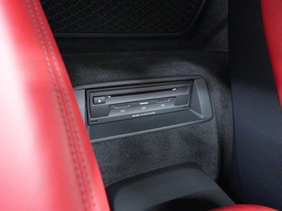 2021 AUDI R8 thumbnail 35