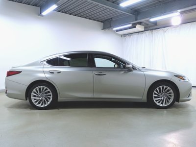 صورة مصغرة 8 لـ 2023 Lexus ES