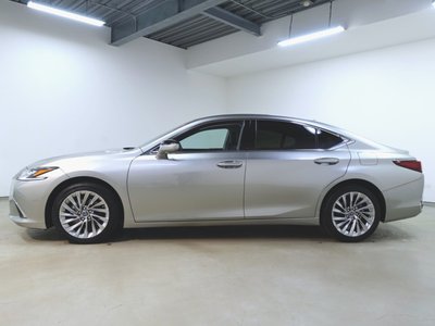 صورة مصغرة 4 لـ 2023 Lexus ES