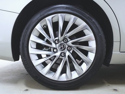 صورة مصغرة 34 لـ 2023 Lexus ES