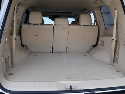 صورة 42 لـ 2023 Toyota LAND CRUISER 300