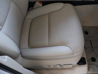 صورة 51 لـ 2023 Toyota LAND CRUISER 300