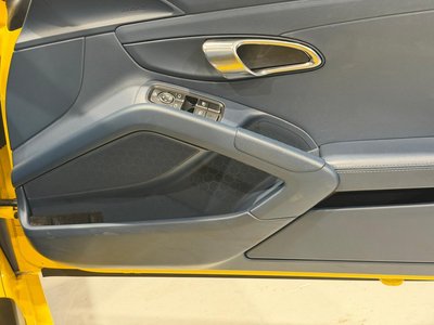 2013 Porsche BOXSTER photo 13
