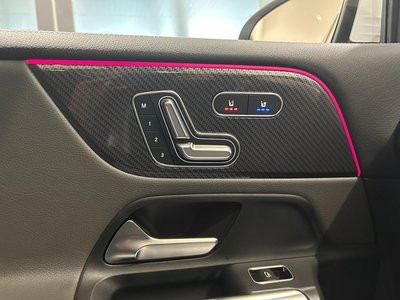 2021 Mercedes-BENZ GLB AMG 照片 24