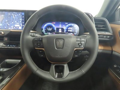 2026 Toyota CROWN ESTATE photo 3
