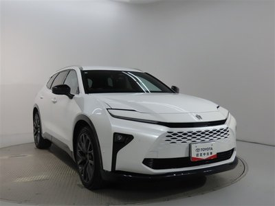 2026 Toyota CROWN ESTATE photo 9