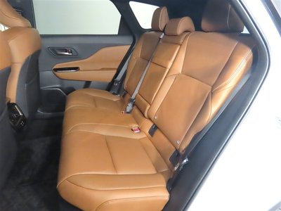 2026 Toyota CROWN ESTATE photo 11