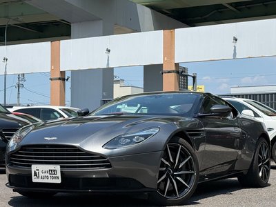 2017 Aston Martin DB11 — фото 1