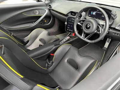 2023 Mclaren ARTURA 照片 3