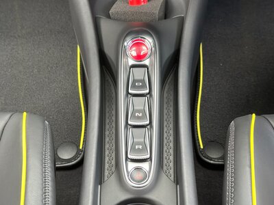 2023 Mclaren ARTURA 照片 36