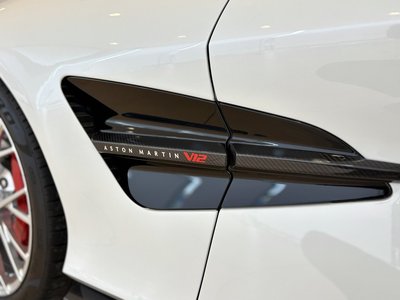صورة مصغرة 23 لـ 2025 Aston Martin VANQUISH