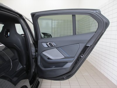 2026 BMW 1 SERIES thumbnail 25