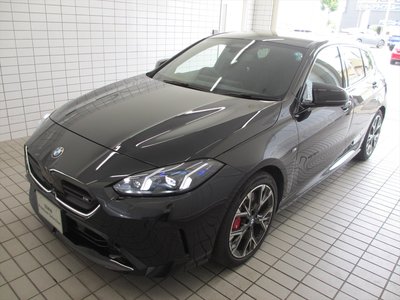 2026 BMW 1 SERIES thumbnail 17