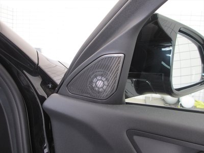 2026 BMW 1 SERIES thumbnail 22