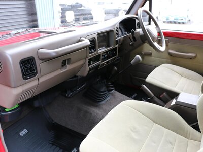 1998 Toyota LAND CRUISER 70 thumbnail 58