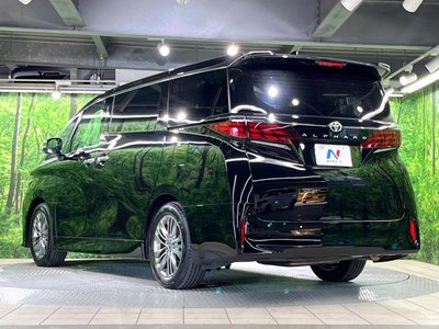 صورة 71 لـ 2024 Toyota ALPHARD
