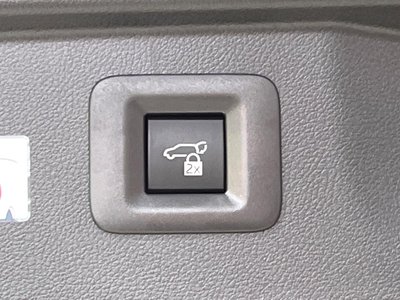 صورة 61 لـ 2024 Toyota ALPHARD