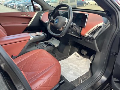 2022 BMW IX — фото 21