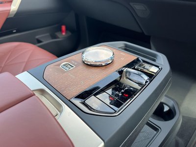 2022 BMW IX — фото 38