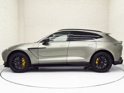 2025 Aston Martin DBX photo 6