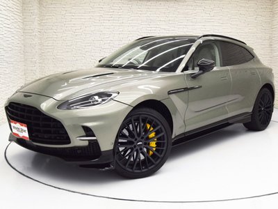 2025 Aston Martin DBX photo 3