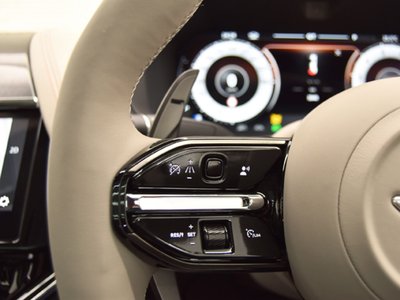 صورة مصغرة 22 لـ 2025 Aston Martin DBX