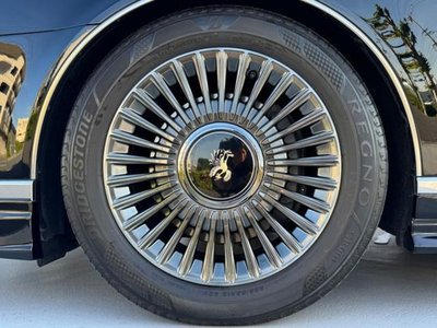 صورة 39 لـ 2019 Toyota CENTURY