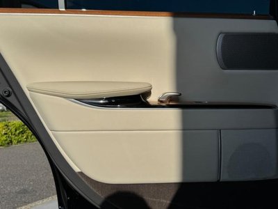 صورة 36 لـ 2019 Toyota CENTURY
