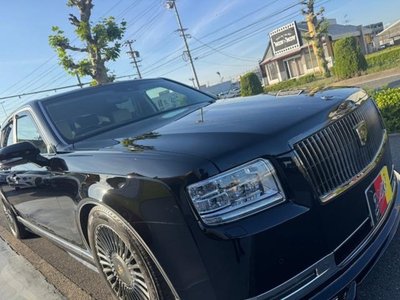 صورة 51 لـ 2019 Toyota CENTURY
