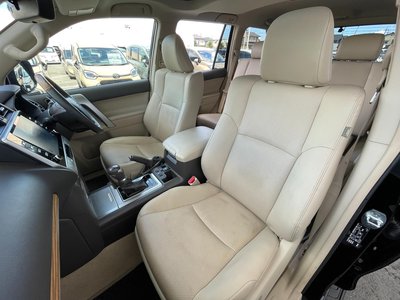 2023 Toyota LAND CRUISER PRADO thumbnail 50