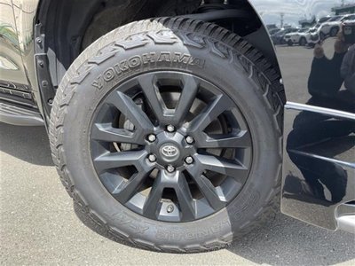 2023 Toyota LAND CRUISER PRADO thumbnail 17