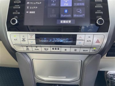 2023 Toyota LAND CRUISER PRADO thumbnail 34