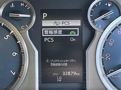 2023 Toyota LAND CRUISER PRADO photo 7